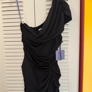 Lavender Label by Vera Wang 

Black Ruched One-Shoulder Dress...